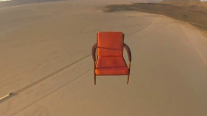 La chaise de Toshiba a pris son envol dans le désert du Nevada