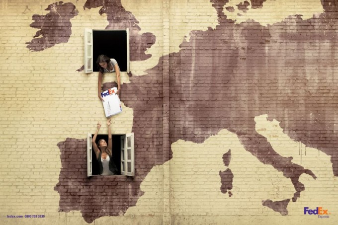 Transport de colis FedEx Express en  Europe : le monde est ton voisin