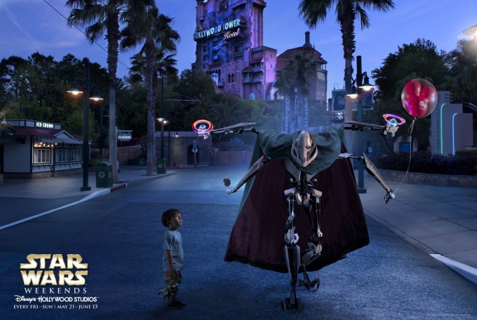 Grievous a troqué ses sabres lasers contre jeux et friandises en entrant chez Disney