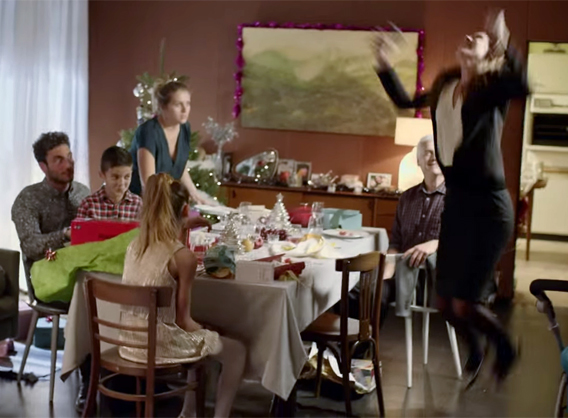 Musique de la pub Bouygues Telecom Noël 2015