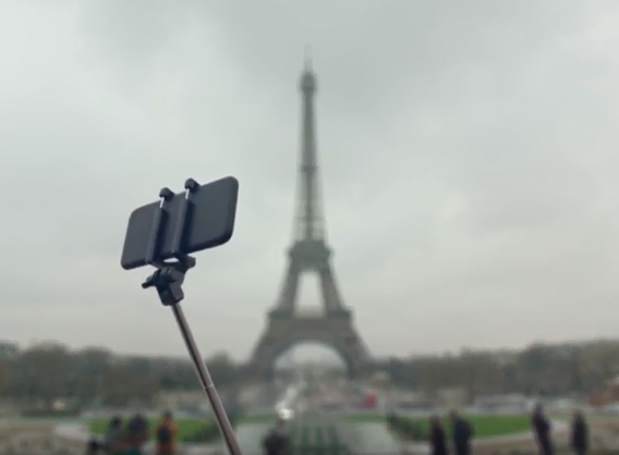 Musique de la pub Airbnb 2016