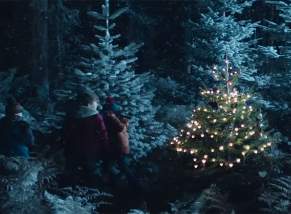 IKEA kidnappe des sapins de Noël