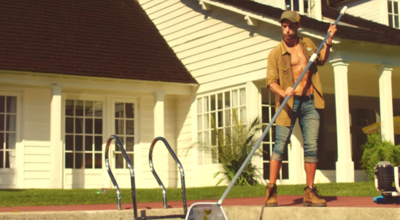 Musique de la pub Coca-Cola « Pool boy » 2017