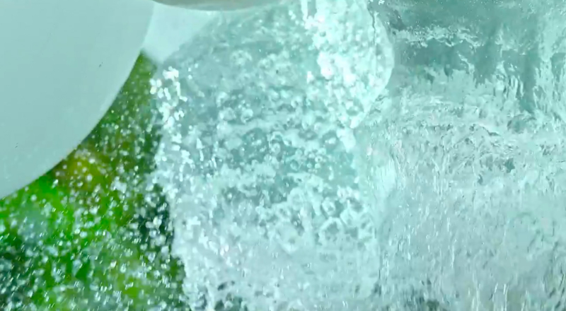 Musique de la pub Xperia XZ1 : super slow motion (2017)