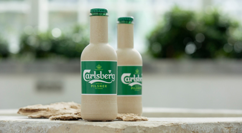 Carlsberg dévoile une bouteille de bière en papier