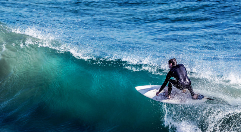 Cette compagnie aérienne baisse ses prix selon la taille des vagues hawaïennes