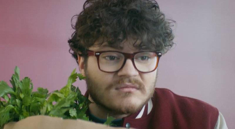 Court mais intense : l’amour d’Intermarché est de retour