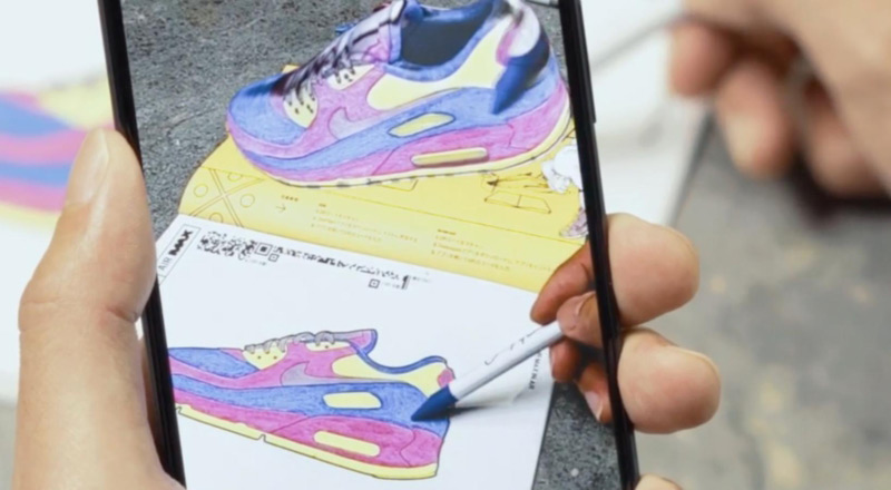 Nike : customisez vos Air Max avec un cahier de coloriage