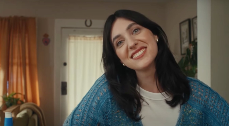 Après le Super Bowl, CeraVe est de retour pour un amour d&rsquo;été à la fin improbable