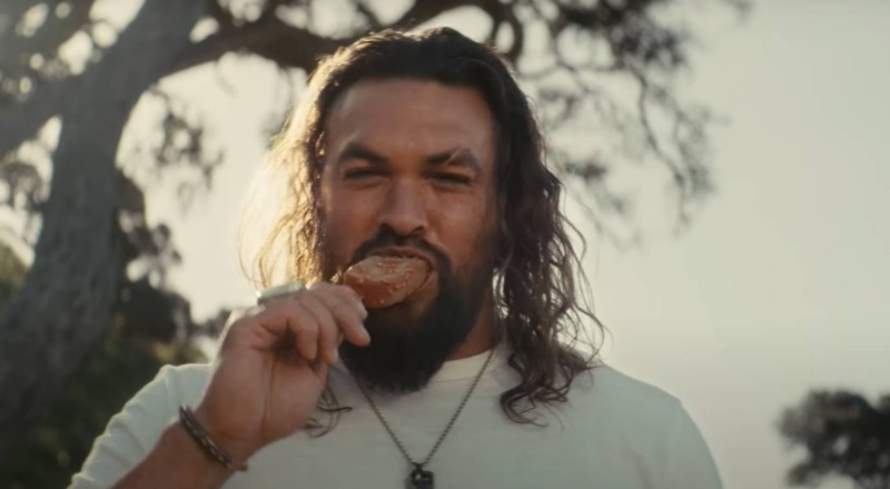 Musique de la pub NUII avec Jason Momoa