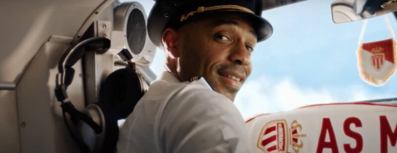 La Ligue 1 s’exporte dans une pub à grand spectacle, avec Thierry Henry en guest