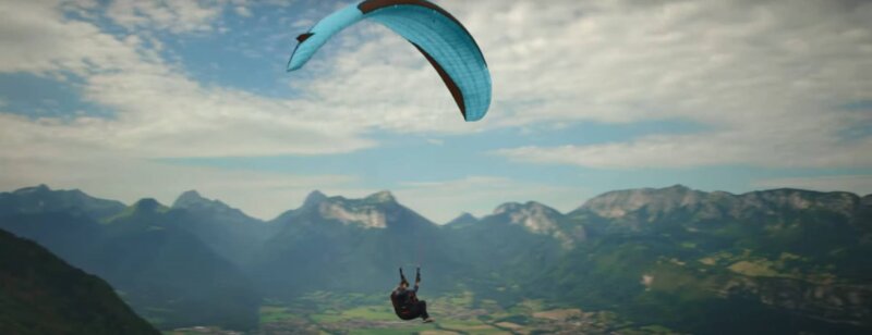 Musique de la pub AG2R LA MONDIALE 2024 : Le parapente de