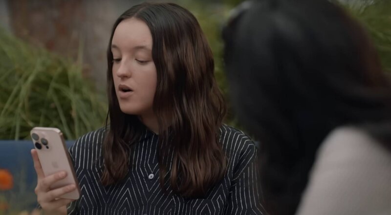 L’IA d’Apple prend vie avec Bella Ramsey