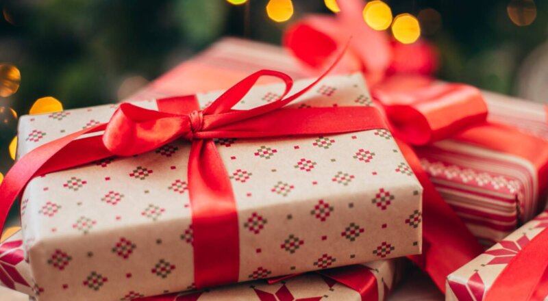 Le cadeau de seconde main : une tendance qui s’impose à Noël selon l’IFOP et leboncoin