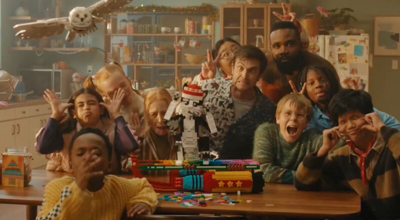 LEGO présente Cataclaws, sa nouvelle mascotte pour les fêtes de Noël