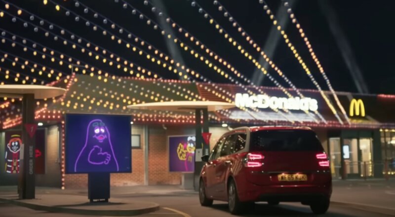 McDonald&rsquo;s illumine tout un quartier pour Noël
