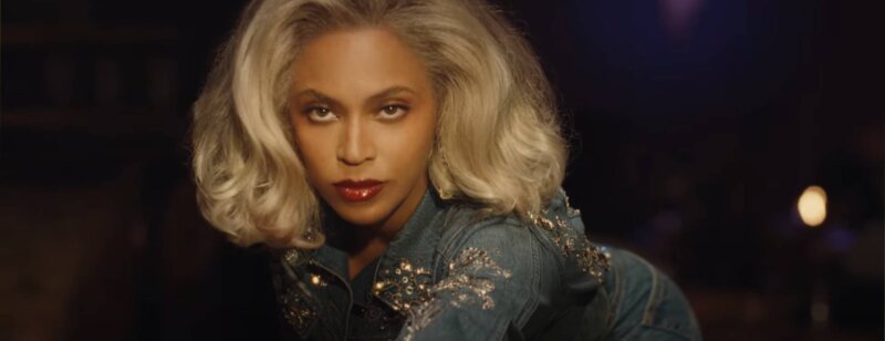 Levi’s passe Beyoncé sur le billard