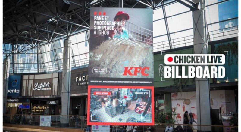 KFC diffuse la préparation de ses tenders en live DOOH
