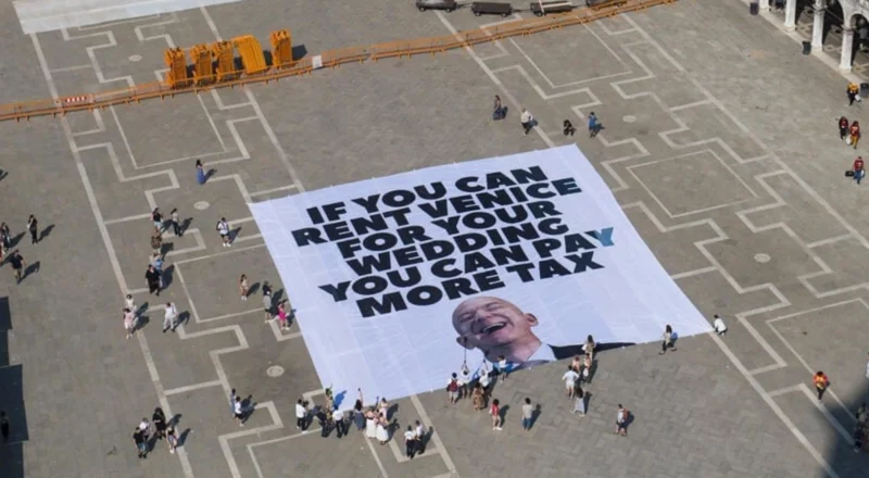 Greenpeace détourne le mariage de Jeff Bezos à Venise