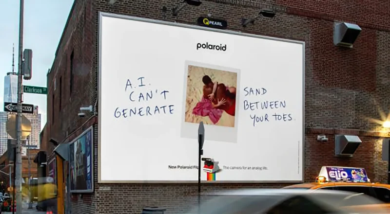 Polaroid développe ses clichés contre l’IA