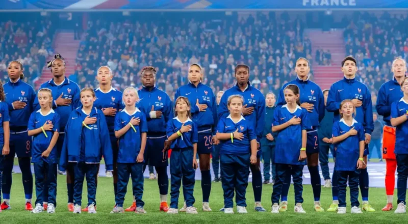 Orange et les Bleues transforment l&rsquo;hymne national en prévention
