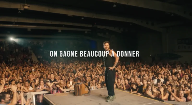 Musique de la pub On gagne beaucoup à donner de PARTAGE