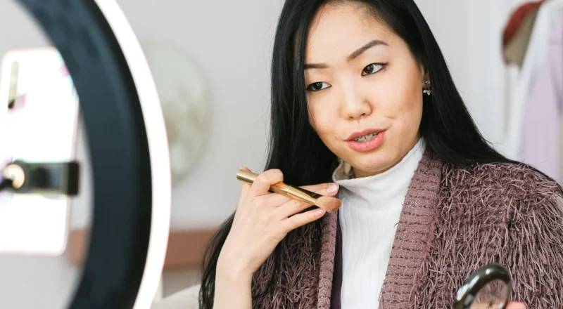 Les jeunes font-ils encore confiance aux influenceurs ?
