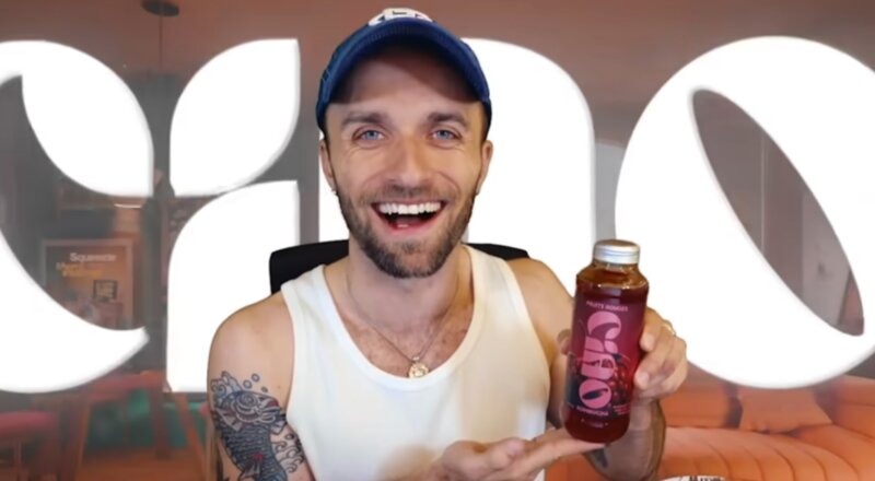 La réussite éclair de Ciao Kombucha de Squeezie annonce-t-elle une nouvelle génération de marques FMCG ?