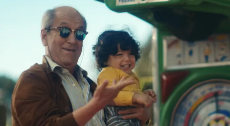 Quelle est la musique de la pub Intermarché 2026 avec le grand-père et son petit-fils ?