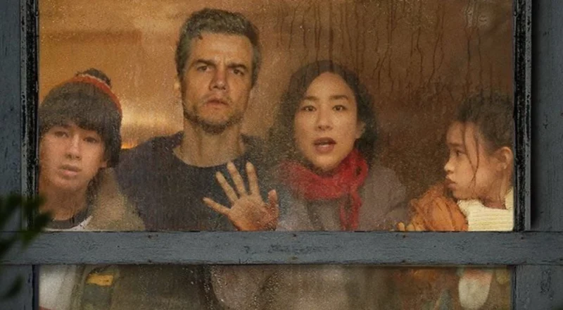 Netflix enferme un homme dans un billboard pour promouvoir The Last House