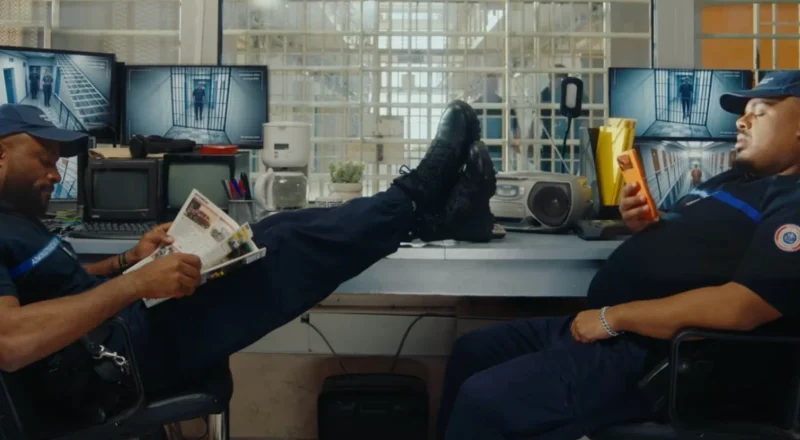 Disney+ transforme Surveillant! en morceau avec Naza et Gradur